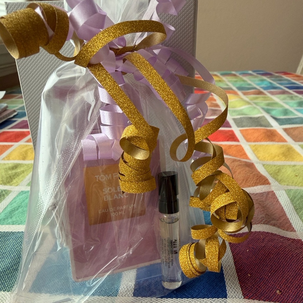 💐💛💐 Tom Ford Soleil Blanc car freshener bundle with Gold and Purple Accents💐💛💐 - Picture 7 of 8